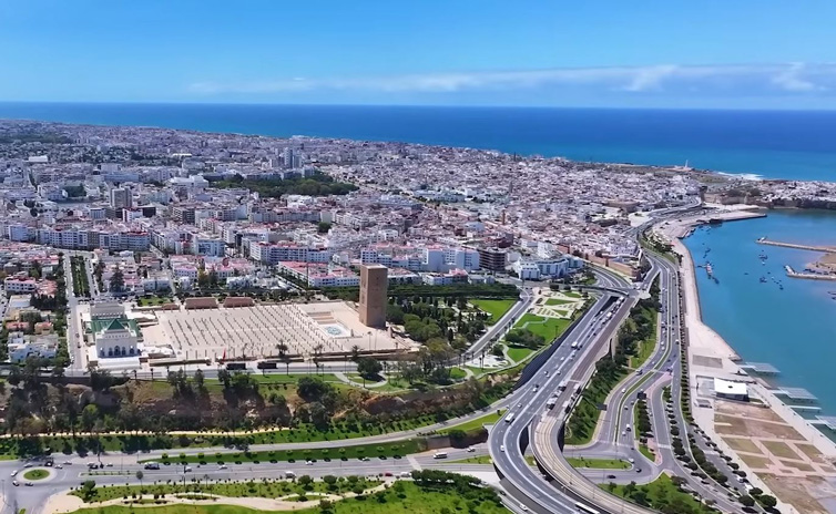 Hochwertige Immobilienlage in Rabat mit gepflegter Architektur und seriösem Stadtbild