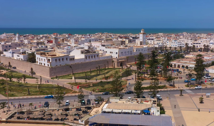 Essaouira in Marokko mit weißer Medina, Atlantikküste und charakterstarkem Stadtbild